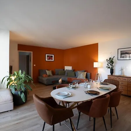 T3 7 Pers Avec Balcon 15 Min Lyon 5 Min Doua Apartment